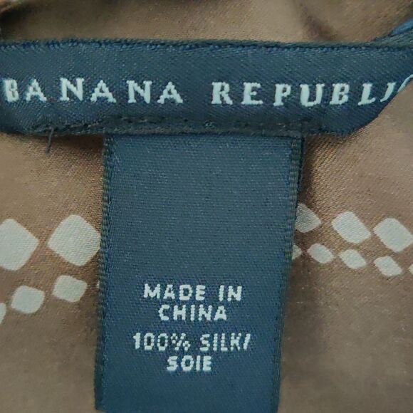 Banana Republic Silk Scarf - Picture 3 of 3